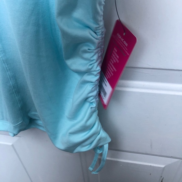 Yogalicious light blue workout top size small 💙 - Picture 13 of 14